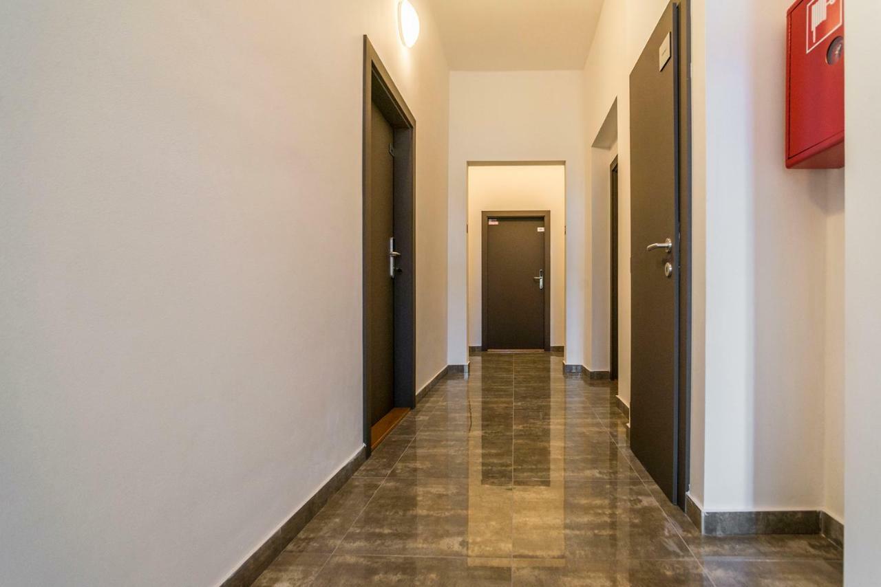 Retro Apartments Bosak Contactless Check-In Presov Exterior photo